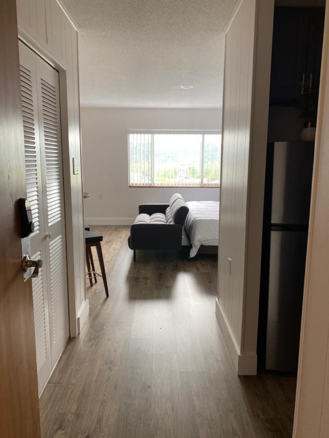 Stylish 1 Bedroom Apartment In Gadsden, Al 외부 사진